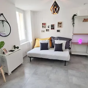  Appartement Maxbnb - Cozy - Wifi Fibre - 10 Min à Pied Gare -3-